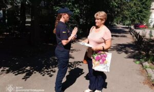 У Нікополі мешканцям нагадали правила мінної безпеки та поведінки під час обстрілів