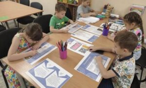 Як будувати «щасливий дім»: у Нікополі для дітей провели пізнавальне заняття (фото)