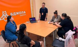 Як не стати жертвою шахраїв: у Центрі життєстійкості Нікополя провели заняття з кібербезпеки
