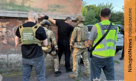 Затримано трьох співробітників ТЦК у Дніпрі. Вони вимагали гроші у військовозобов’язаних. (5)