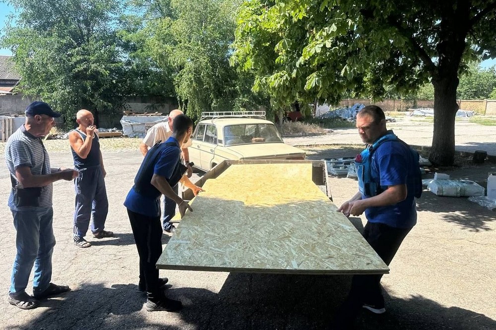 Жителі Марганецької громади отримали допомогу від Жителі Марганецької громади отримали допомогу від
