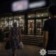 Вихопив пакет з рук літньої жінки і зняв гроші з її картки: у Покрові судитимуть 15-річного підлітка