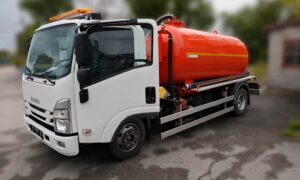 Автомобіль-майстерня та інша спецтехніка, трасошукач, кварцовий пісок тощо: потужна гуманітарна допомога Марганцю від Нідерландів (фото)