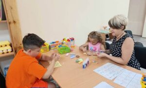 У Нікополі для дітей провели заняття з нейрогімнастики та творчості (фото)