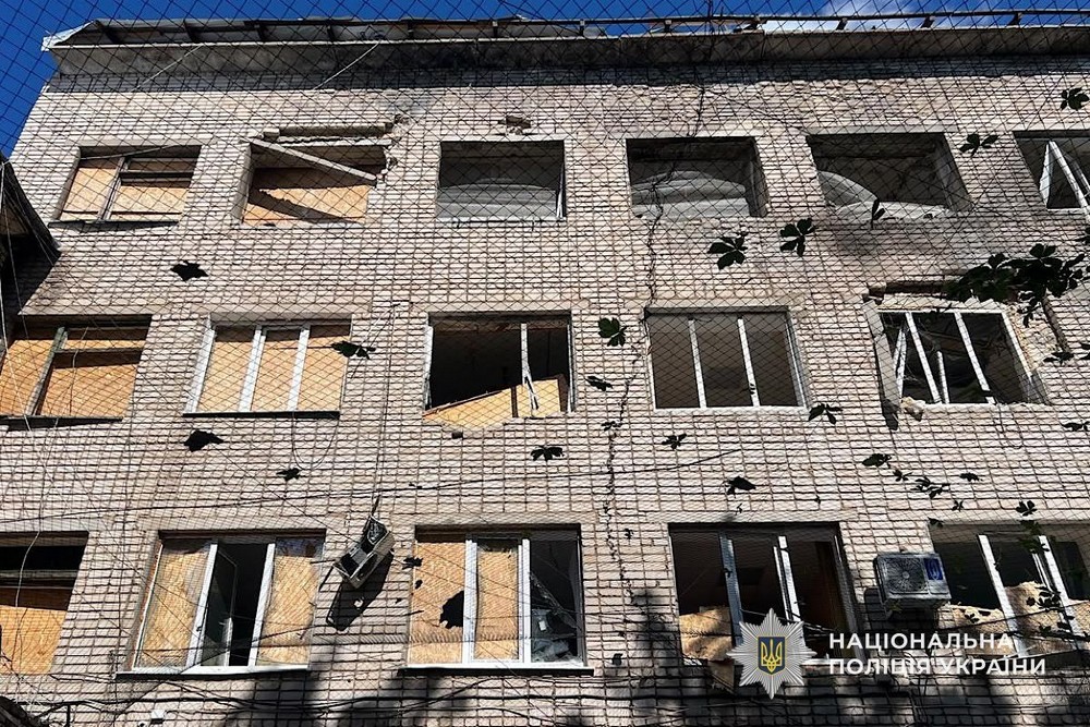 Чотири роки терору: поліція Нікопольщини показала моторошні фото і розповіла про свою роботу під обстрілами Чотири роки терору: поліція Нікопольщини показала моторошні фото і розповіла про свою роботу під обстрілами