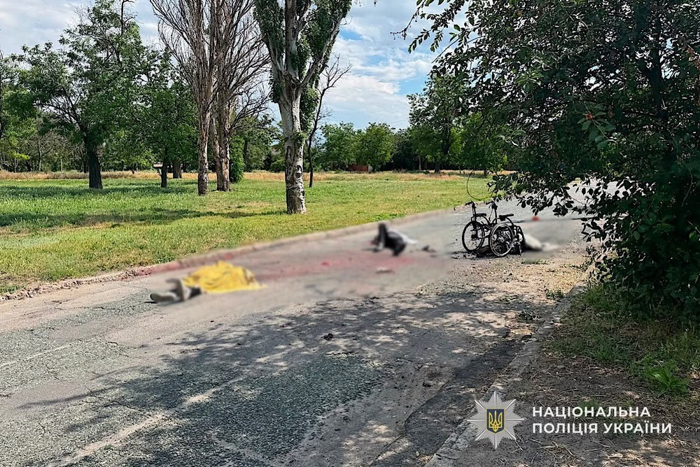 Ще фото і відео з наслідками російського терору на Нікопольщині від поліції Ще фото і відео з наслідками російського терору на Нікопольщині від поліції