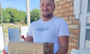У Марганці триває гуманітарна підтримка: видали 720 продуктових наборів (фото)