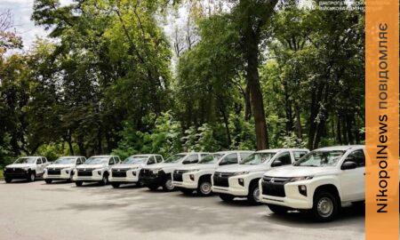 Громадам Нікопольського, Синельниківського і Дніпровського районів передали пікапи від партнерів з Німеччини
