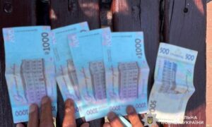 Поцупив сумку з грошима і телефон: на Нікопольщині викрили крадія