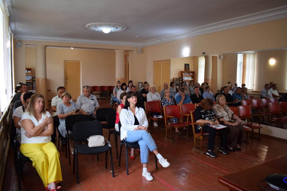 у Мирівській громаді 7