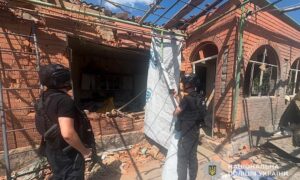Через атаки FPV-дронів у Нікополі та районі 6 людей отримали поранення, ще 3 постраждали у Криворізькому районі - поліція (фото)