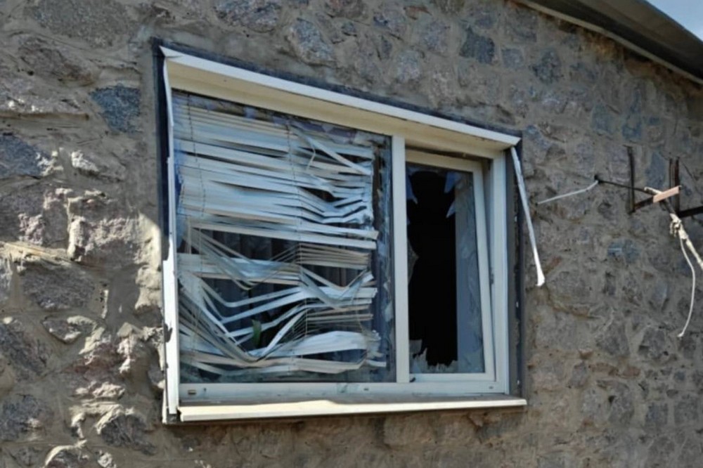 у Нікополі 10 у Нікополі 10