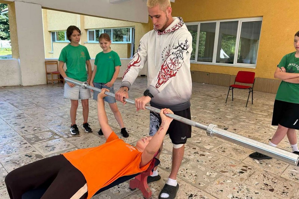 з Нікополя 8 з Нікополя 8