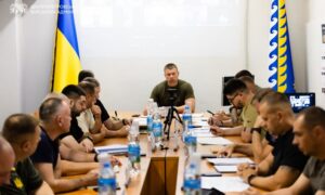 Евакуація, захист Нікопольщини та ремонт доріг: на Дніпропетровщині відбулося засідання Ради оборони (фото)