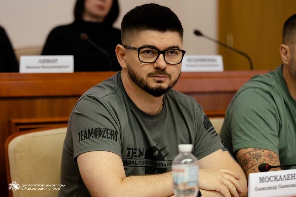 звільнено керівника одного із напрямків (1) звільнено керівника одного із напрямків (1)
