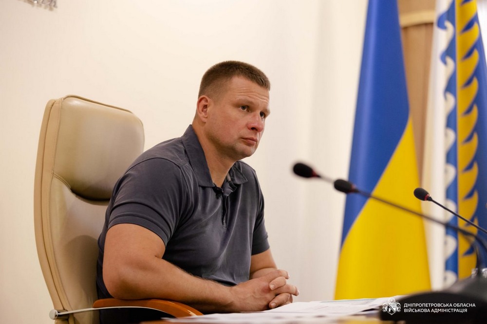 звільнено керівника одного із напрямків (10) звільнено керівника одного із напрямків (10)