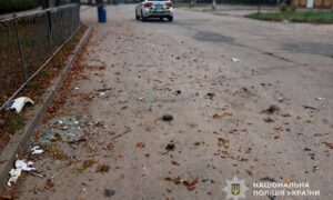 Було атаковано поліцейських, коли вони намагалися збити дрон: подробиці обстрілів Нікопольщини і області від правоохоронців (фото)