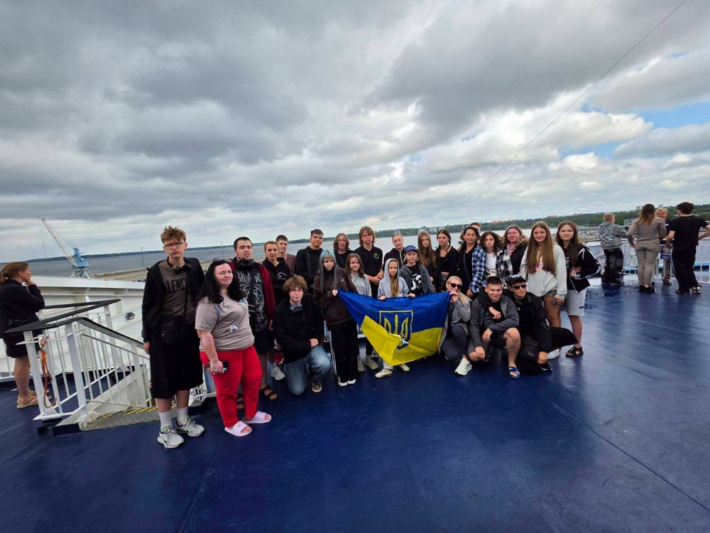 Хоча б трохи відчули мир: діти Нікопольщини повернулися з Фінляндії (фото)