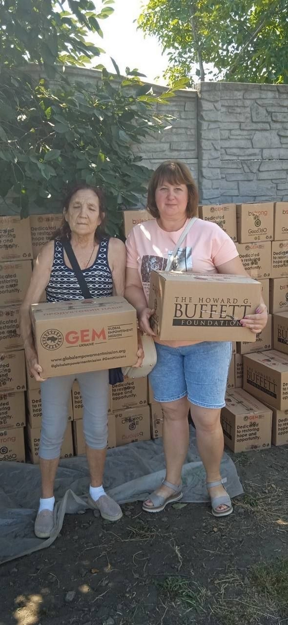 Мешканці Марганецької громади отримали 810 продуктових наборів