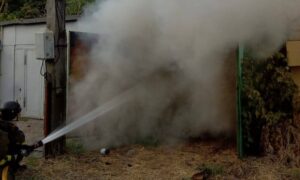 На Нікопольщині понівечені магазин та адмінбудівля, також ворог бив по Криворіжжю (фото)