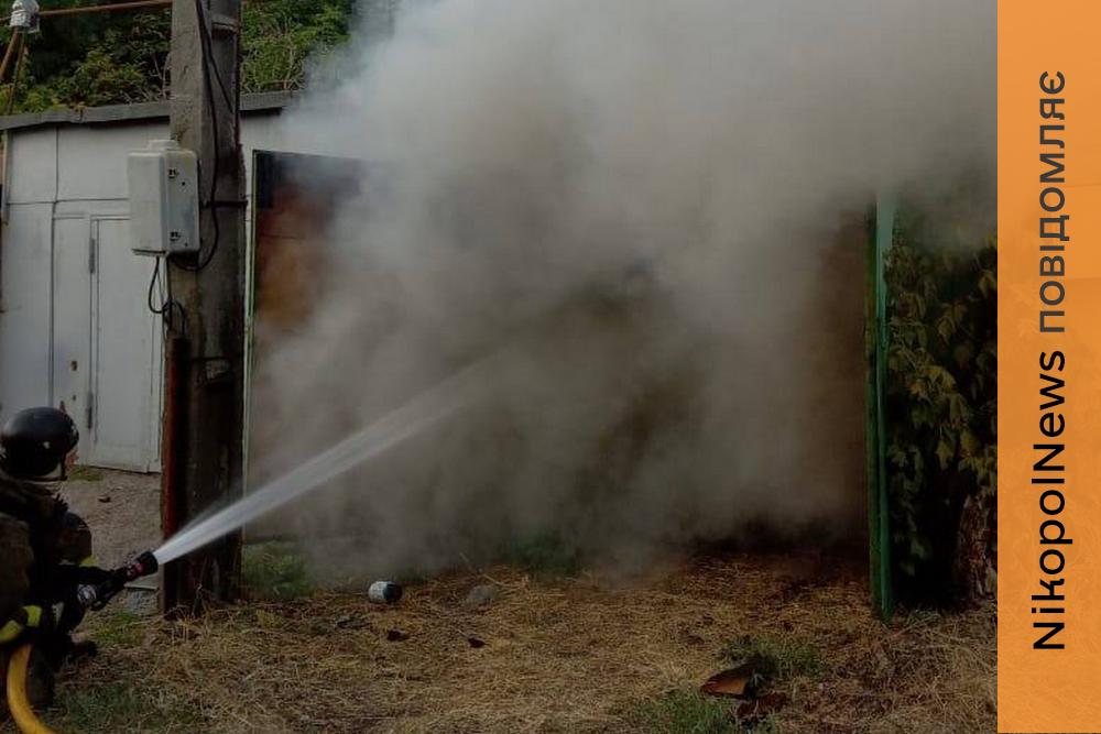 На Нікопольщині понівечені магазин та адмінбудівля, також ворог бив по Криворіжжю (фото)