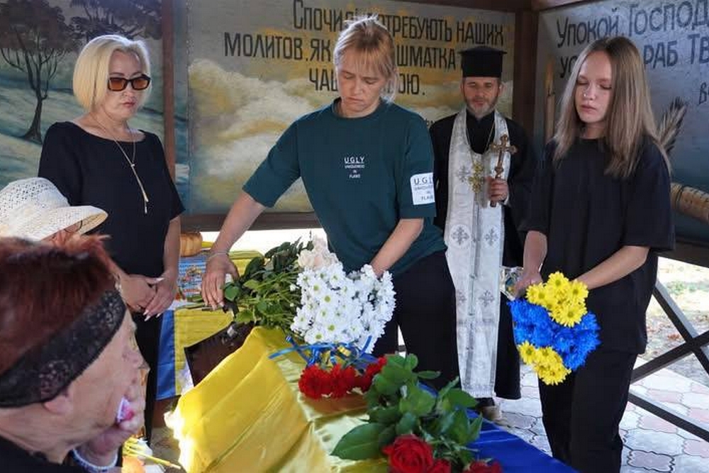 Нікополь провів в останню путь полеглого Захисника4