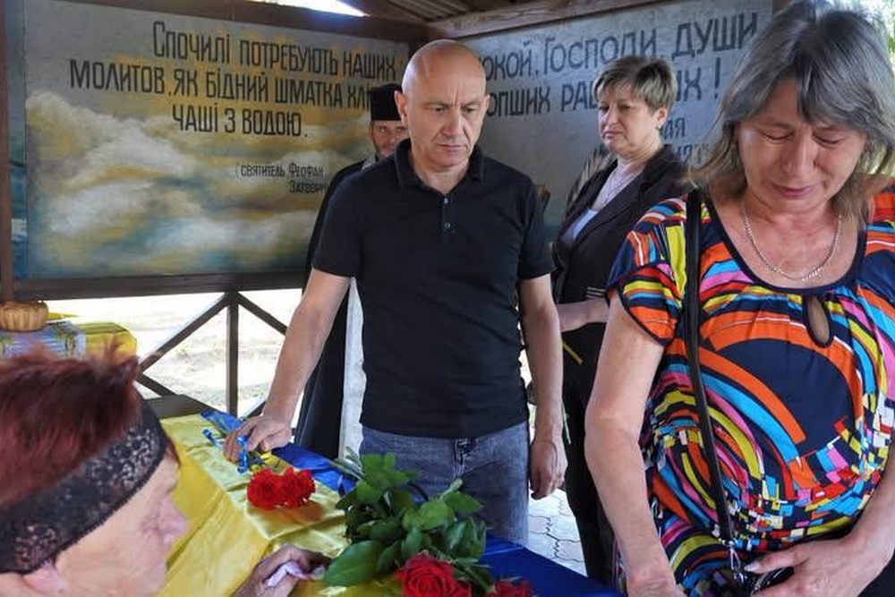 Нікополь провів в останню путь полеглого Захисника5