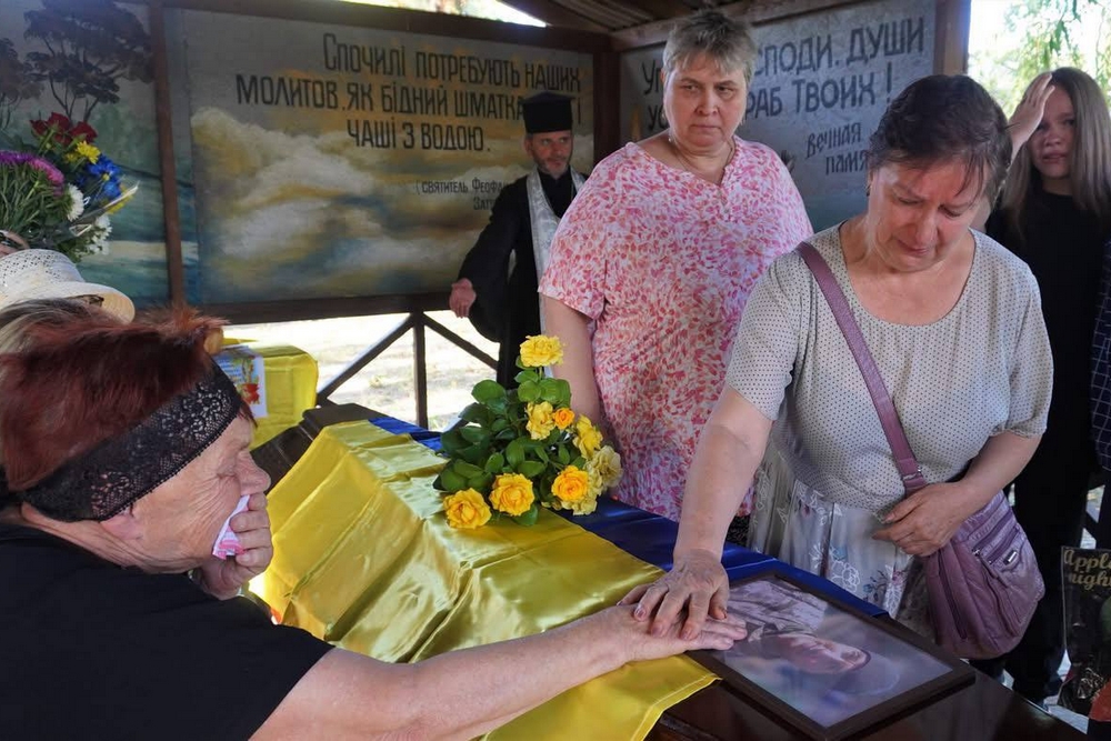 Нікополь провів в останню путь полеглого Захисника6