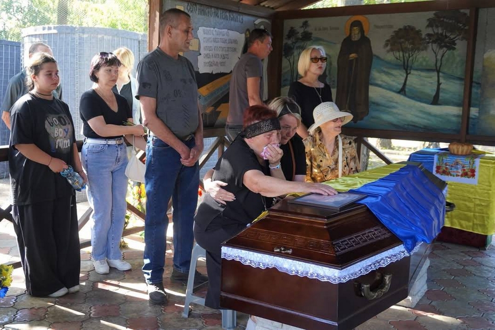 Нікополь провів в останню путь полеглого Захисника7