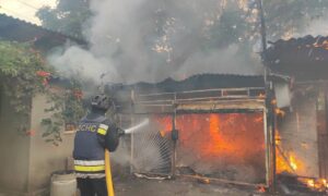 На Нікопольщині пошкоджено багатоповерхівку, є 2 поранених на Павлоградщині, також під обстрілами були Синельниківський та Дніпровський райони