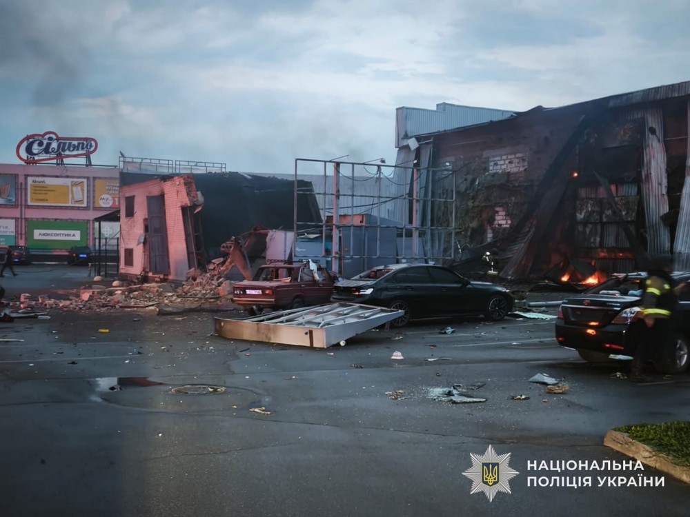 Нікопольщина, Павлоградщина і Синельниківщина були під ворожим вогнем протягом доби. Є вбиті і багато поранених, серед них діти. (10) Нікопольщина, Павлоградщина і Синельниківщина були під ворожим вогнем протягом доби. Є вбиті і багато поранених, серед них діти. (10)