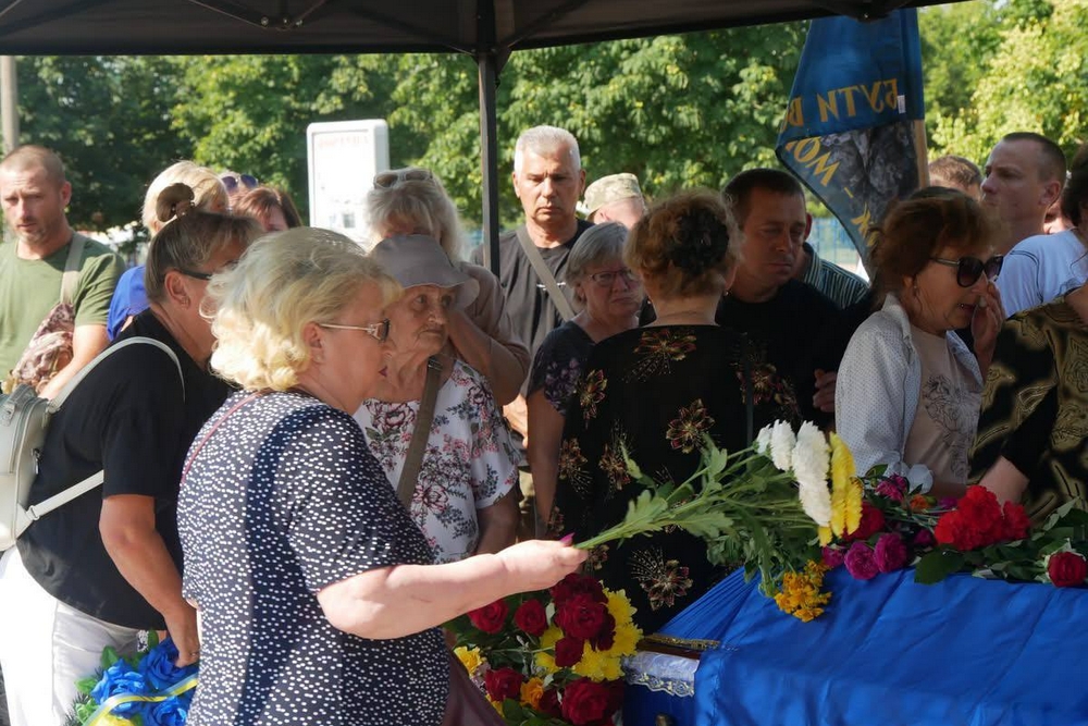 Нікопольщина провела в останню путь полеглого Захисника2 Нікопольщина провела в останню путь полеглого Захисника2