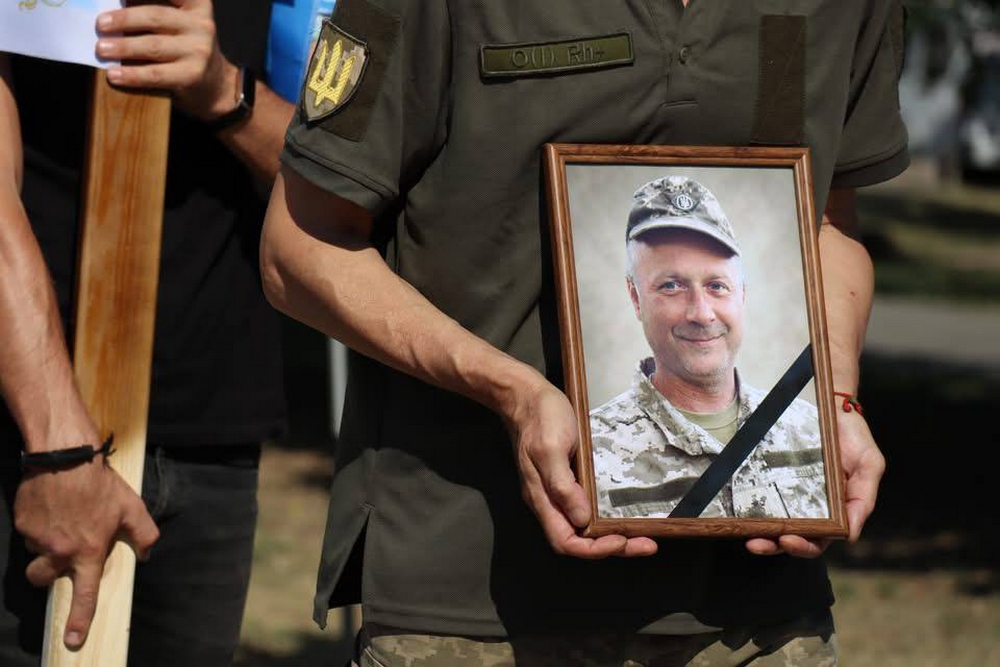 Нікопольщина провела в останню путь полеглого Захисника6 Нікопольщина провела в останню путь полеглого Захисника6