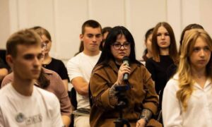 Представниця Нікополя долучилася до зустрічі молодіжного конгресу з Офісом Президента (фото)