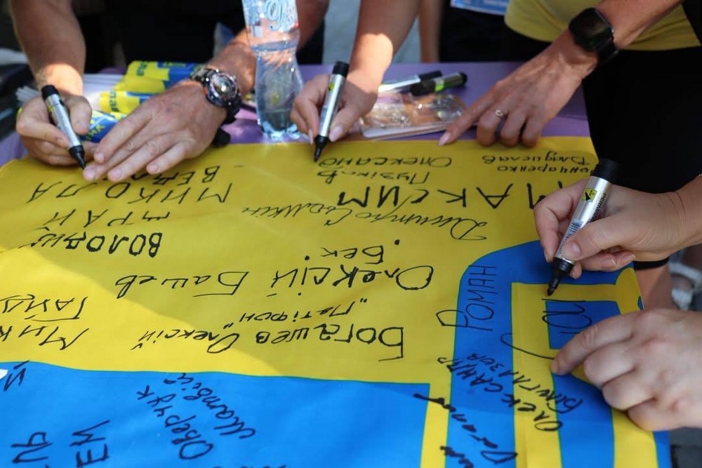 Школярі з Покрова та Нікополя долучилися до забігу17 Школярі з Покрова та Нікополя долучилися до забігу17