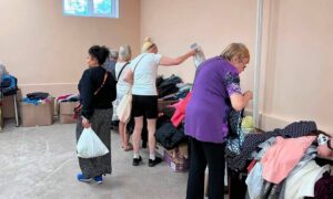 У Нікополі можна безкоштовно взяти одяг для себе та родини: де працює ярмарок