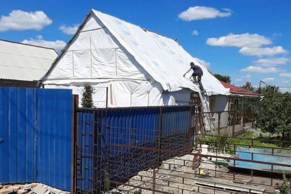У Нікополі ремонтують пошкоджені3 У Нікополі ремонтують пошкоджені3
