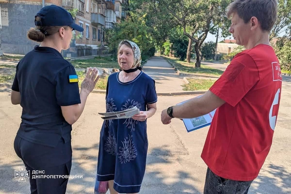У Нікополі рятувальники У Нікополі рятувальники