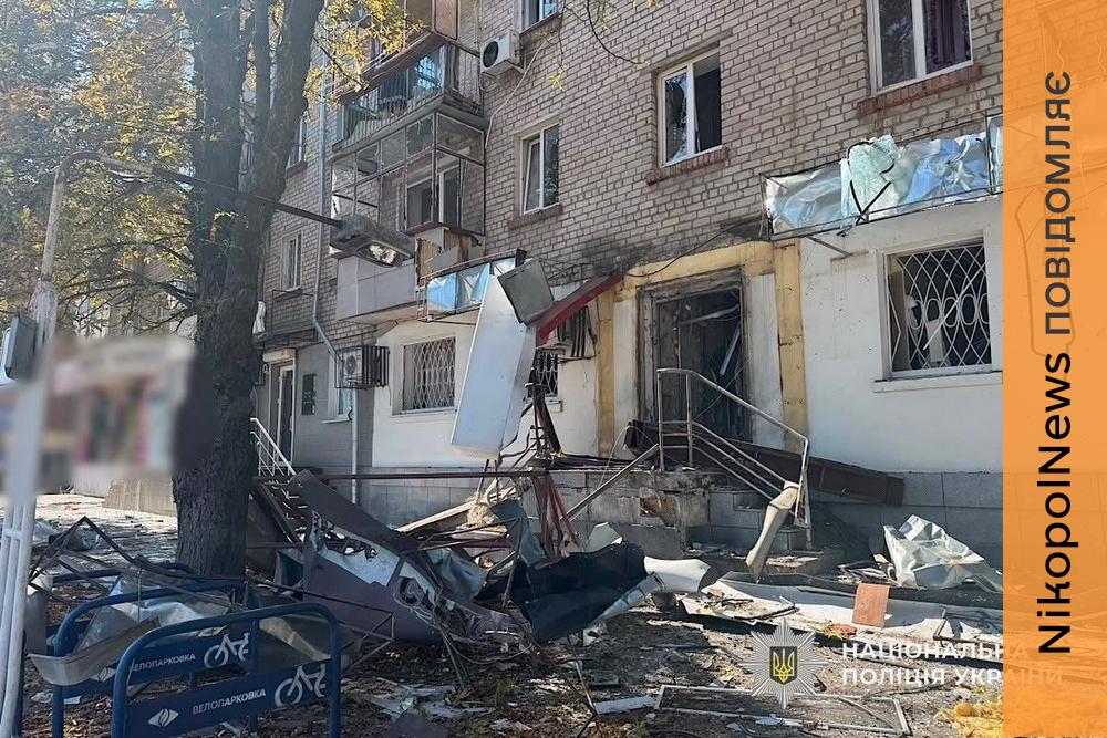 У Нікополі та районі 2 загиблих і 2 поранених, серед них поліцейський, також під атаками були Синельниківський, Криворізький та Самарівський райони – поліція (фото)