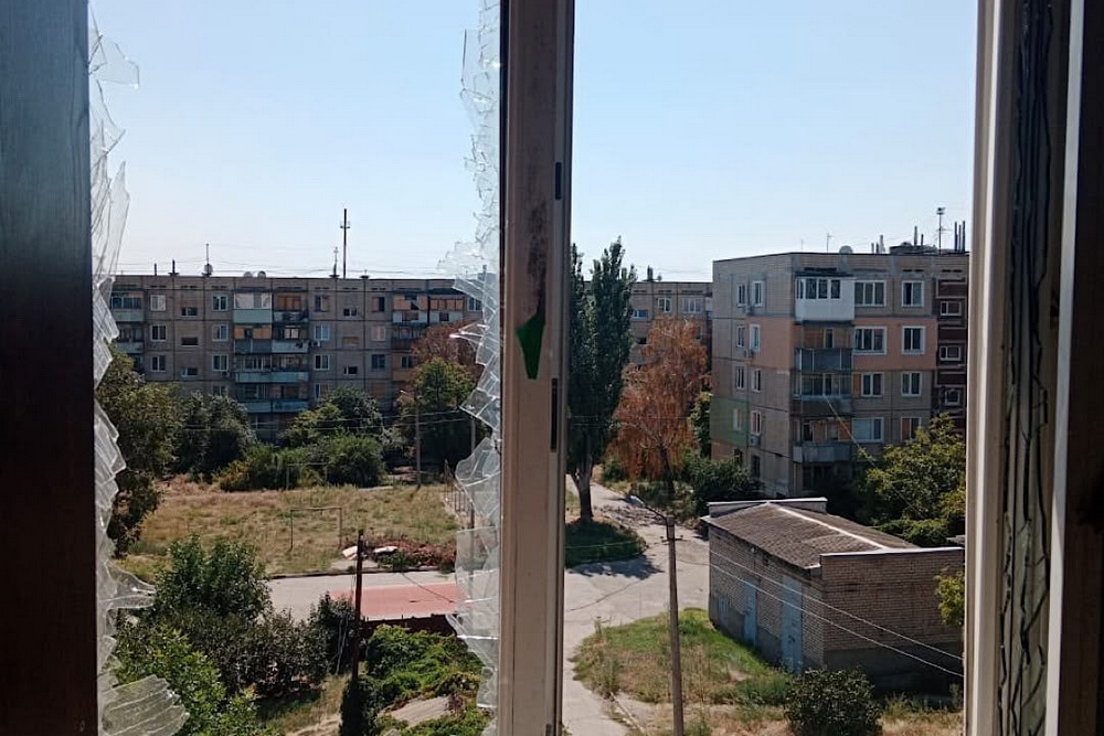У Нікополі ворог бив по багатоповерхівках3
