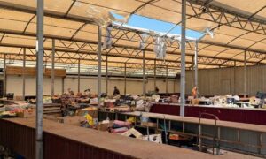 У Нікополі ворог вдарив по ринку та рейсовому автобусу: є поранені у місті та районі, ще 10 постраждалих — в інших районах області (фото)