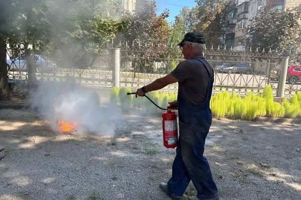 У Покрові працівники закладів освіти відпрацювали дії2 У Покрові працівники закладів освіти відпрацювали дії2