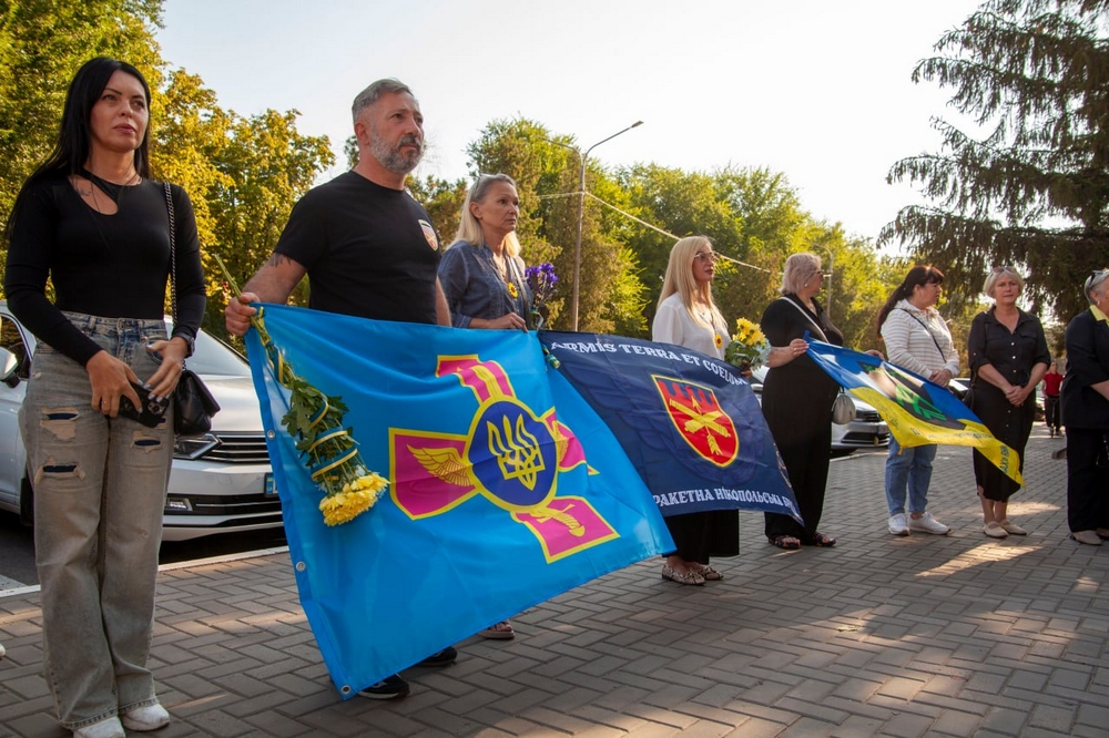 У Покрові вшанували пам’ять полеглих Захисників України3 У Покрові вшанували пам’ять полеглих Захисників України3