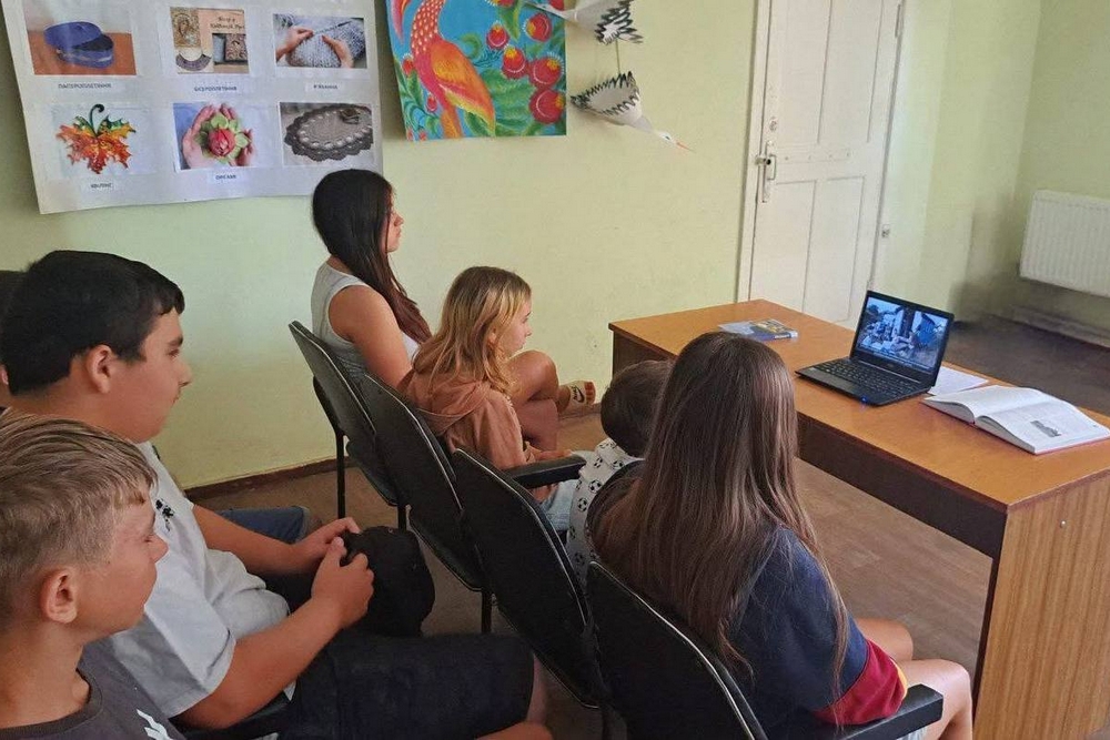 У Покрові