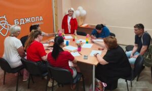 У Центрі життєстійкості Нікополя провели тренінг для батьків про взаєморозуміння з дітьми (фото)