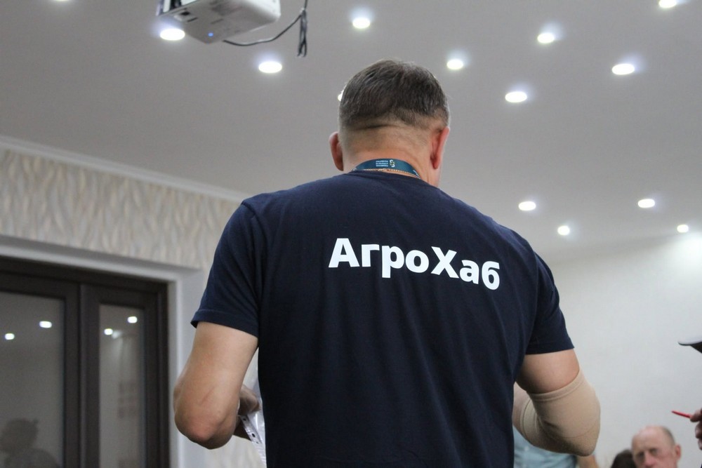 Усі фермери отримали гранти (12) Усі фермери отримали гранти (12)
