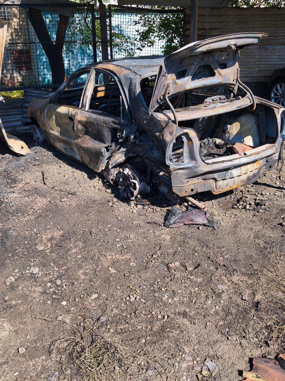 Вбитий і 11 поранених на Нікопольщині, удар по автобусу Дніпро Нікополь, є постраждалий у Кам’янському районі – ще один день кривавих обстрілів Дніпропетровщини (фото) (4)