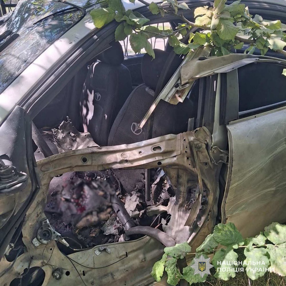 наслідки обстрілів Нікополя та району зафіксували правоохоронці наслідки обстрілів Нікополя та району зафіксували правоохоронці