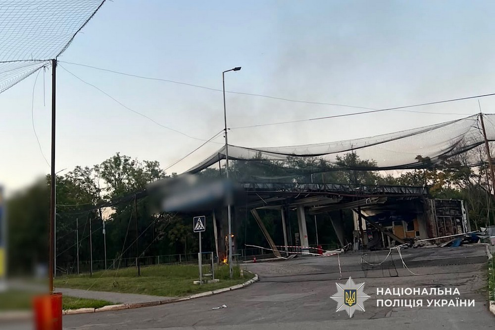 наслідки обстрілів Нікополя та району зафіксували правоохоронці 5 наслідки обстрілів Нікополя та району зафіксували правоохоронці 5
