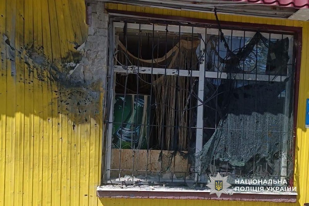 130 ударів по Нікопольщині, 13 поранених у районі і області – поліція розповіла про наслідки терору росіян (фото)